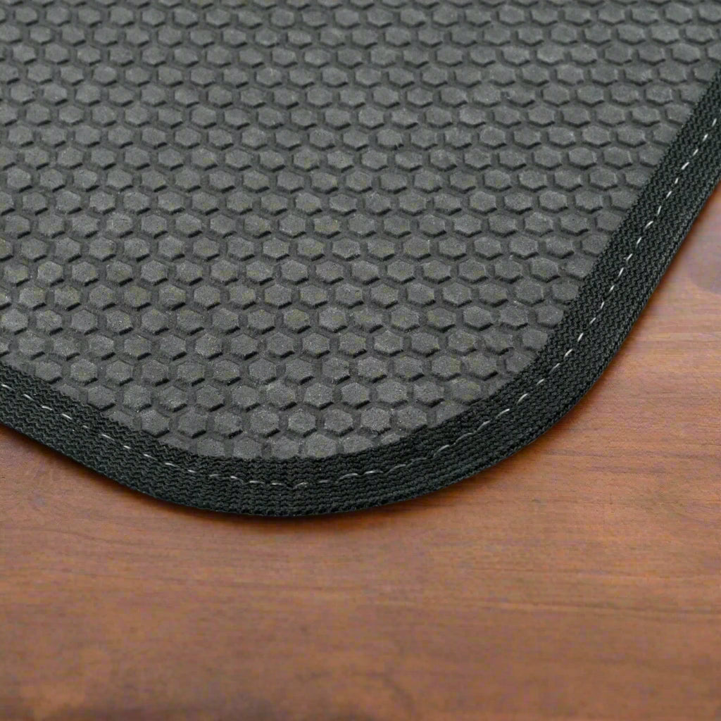 さらなるパワー 'More Power!' Checkered Car Mats